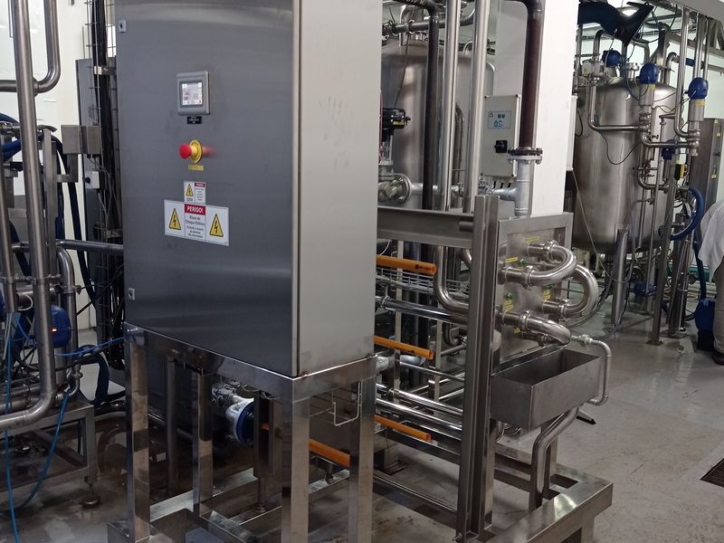 Sistema de aquecimento em aço inox com painel de controle